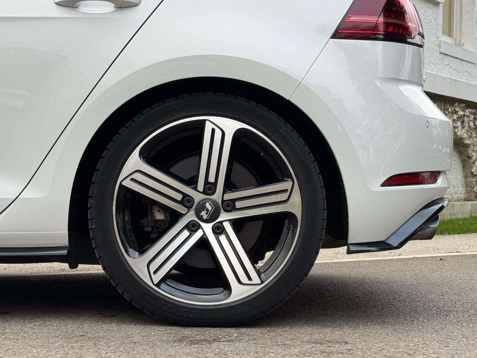 2018 VOLKSWAGEN GOLF 2018 VOLKSWAGEN GOLF