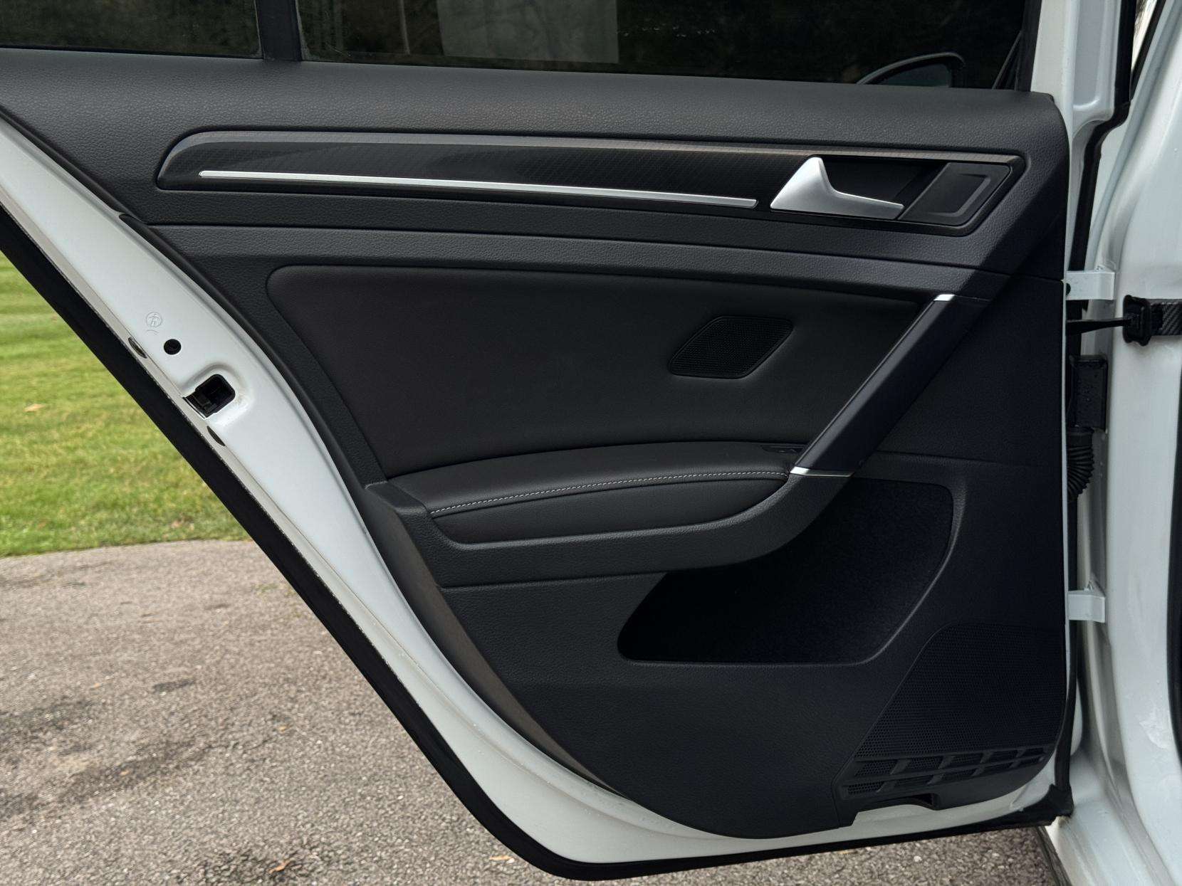 2018 VOLKSWAGEN GOLF 2018 VOLKSWAGEN GOLF