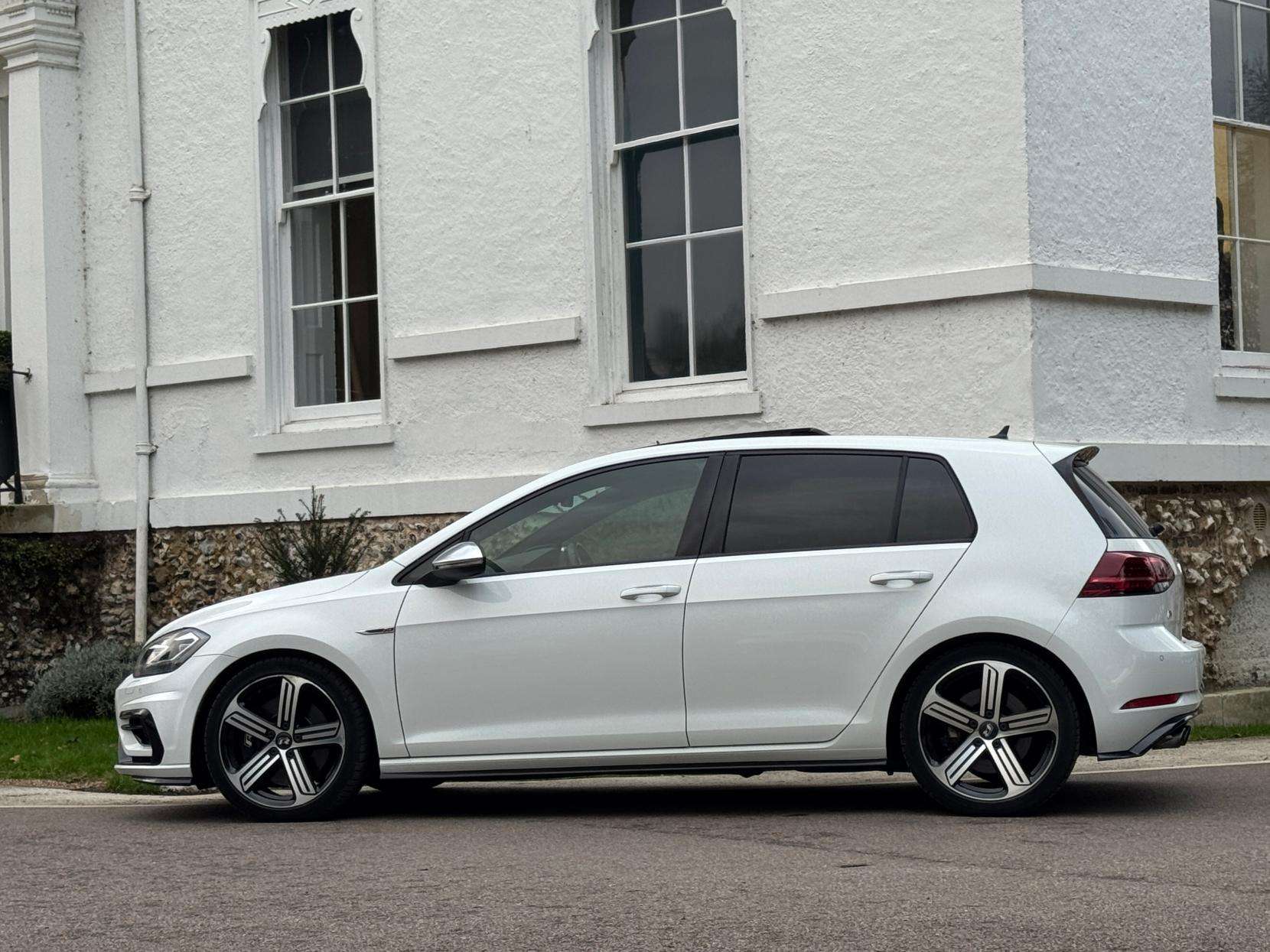 2018 VOLKSWAGEN GOLF 2018 VOLKSWAGEN GOLF