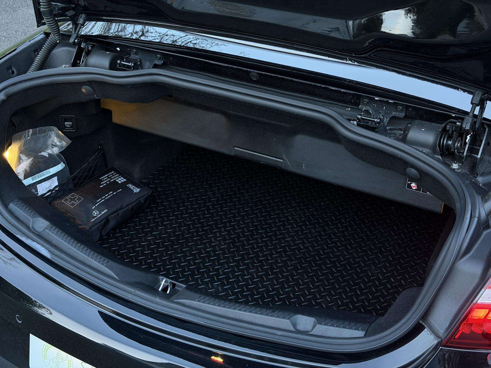 2021 MERCEDES-BENZ E CLASS 2021 MERCEDES-BENZ E CLASS