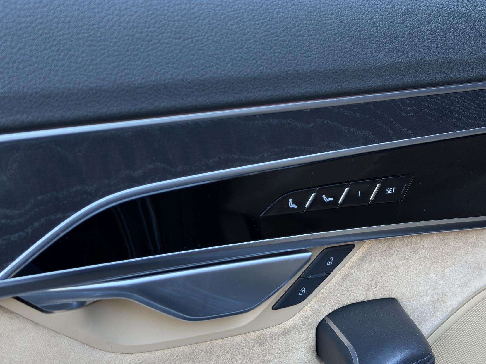 2018 AUDI A8 2018 AUDI A8