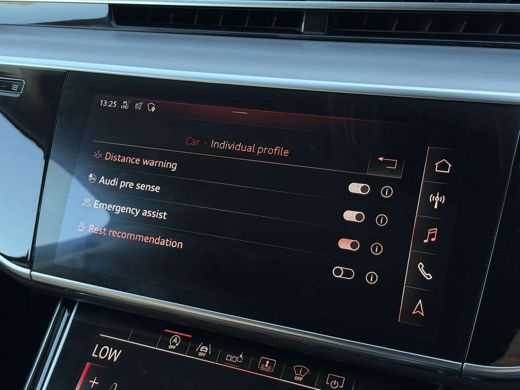 2018 AUDI A8 2018 AUDI A8