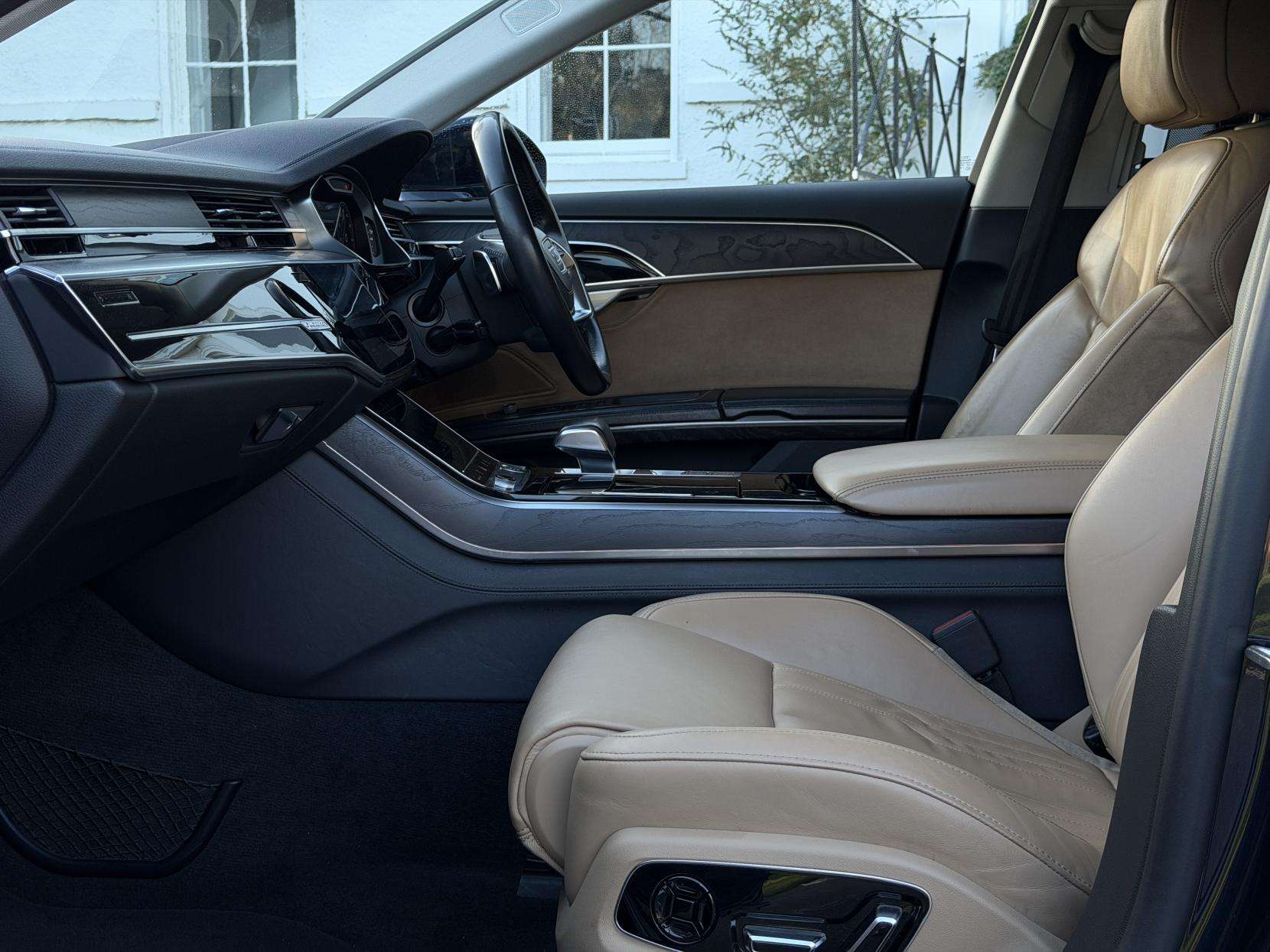 2018 AUDI A8 2018 AUDI A8