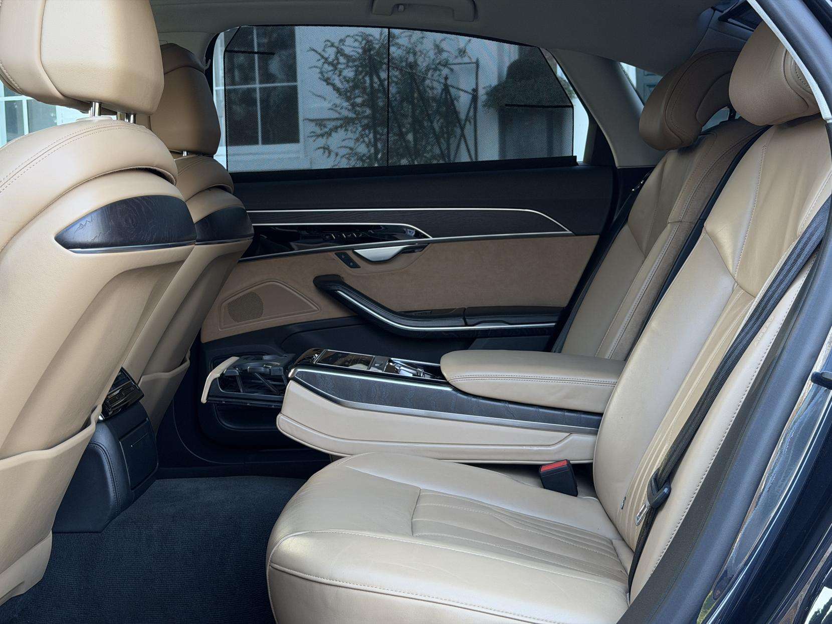 2018 AUDI A8 2018 AUDI A8