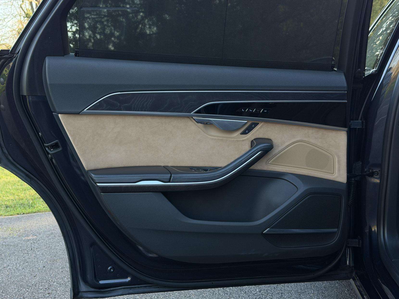 2018 AUDI A8 2018 AUDI A8