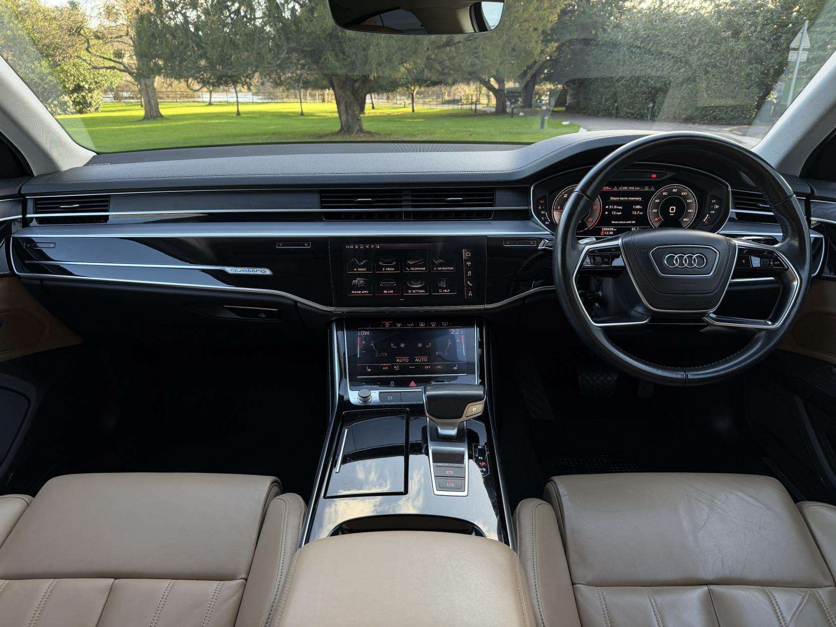 2018 AUDI A8 2018 AUDI A8