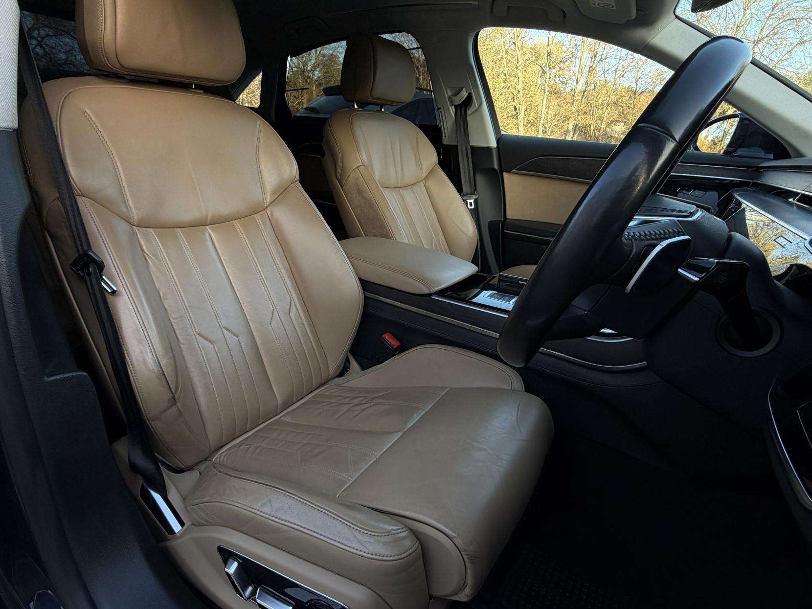 2018 AUDI A8 2018 AUDI A8