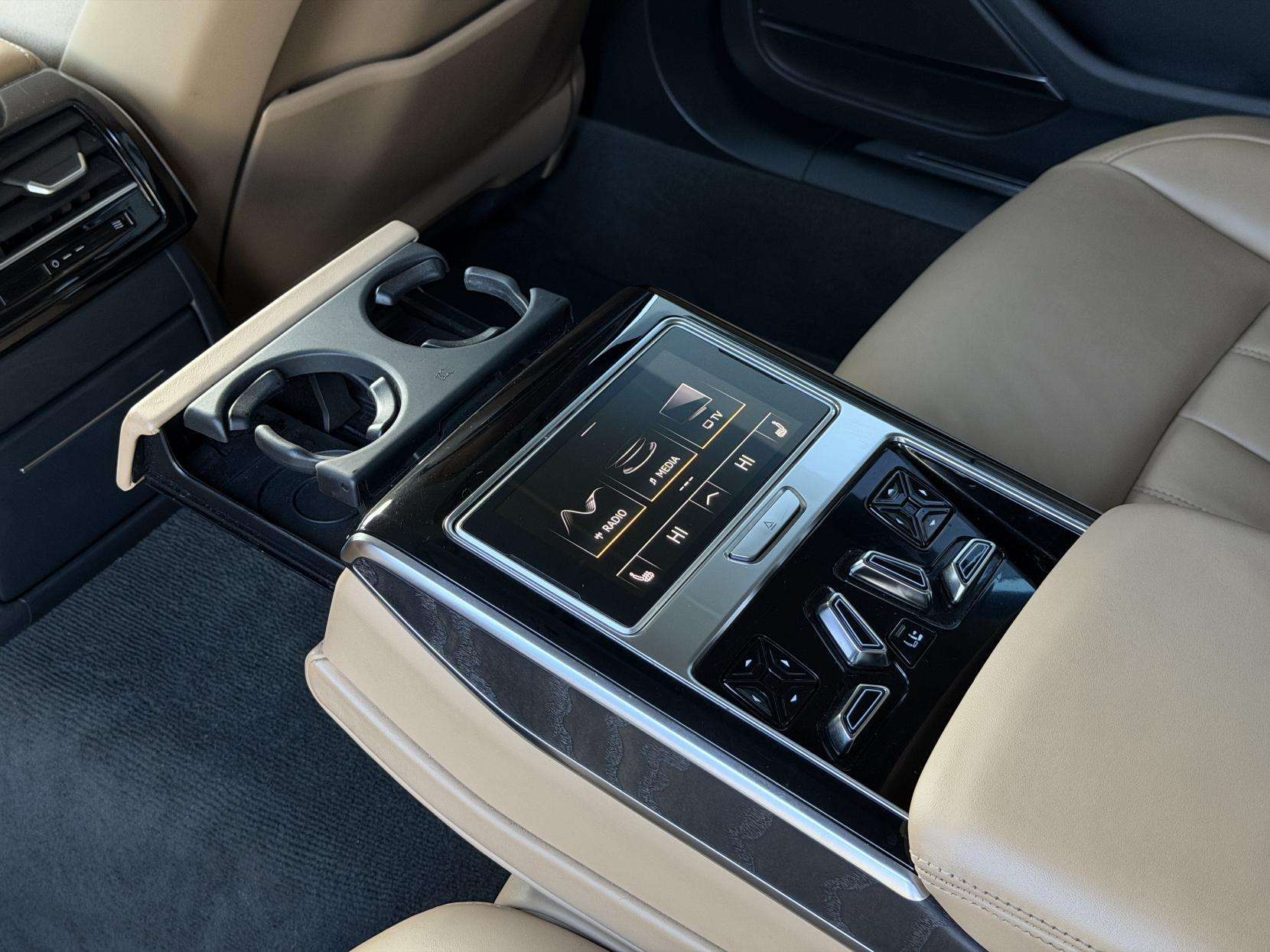 2018 AUDI A8 2018 AUDI A8