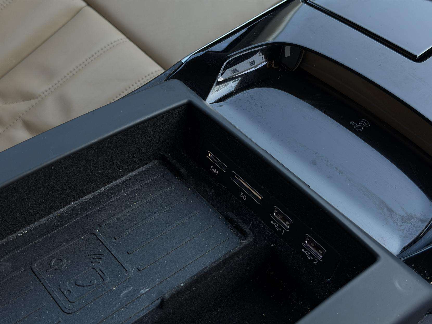 2018 AUDI A8 2018 AUDI A8