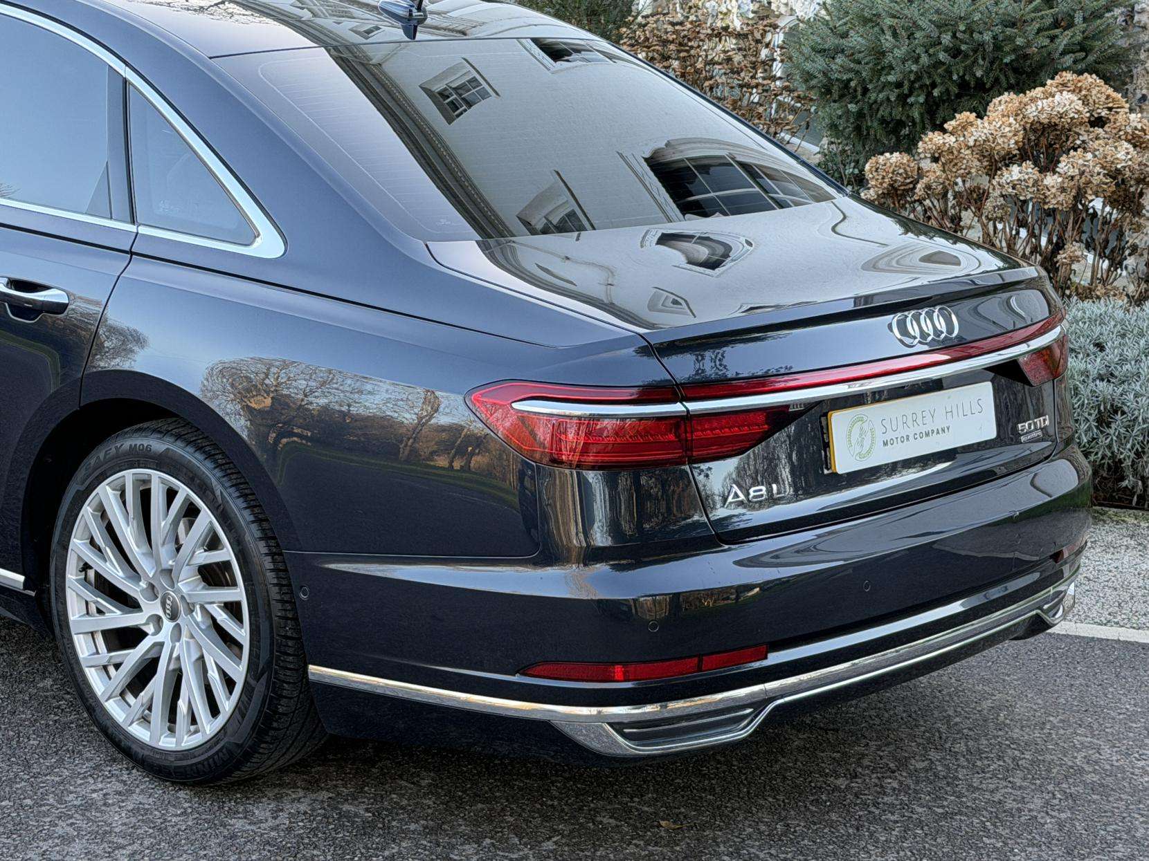2018 AUDI A8 2018 AUDI A8