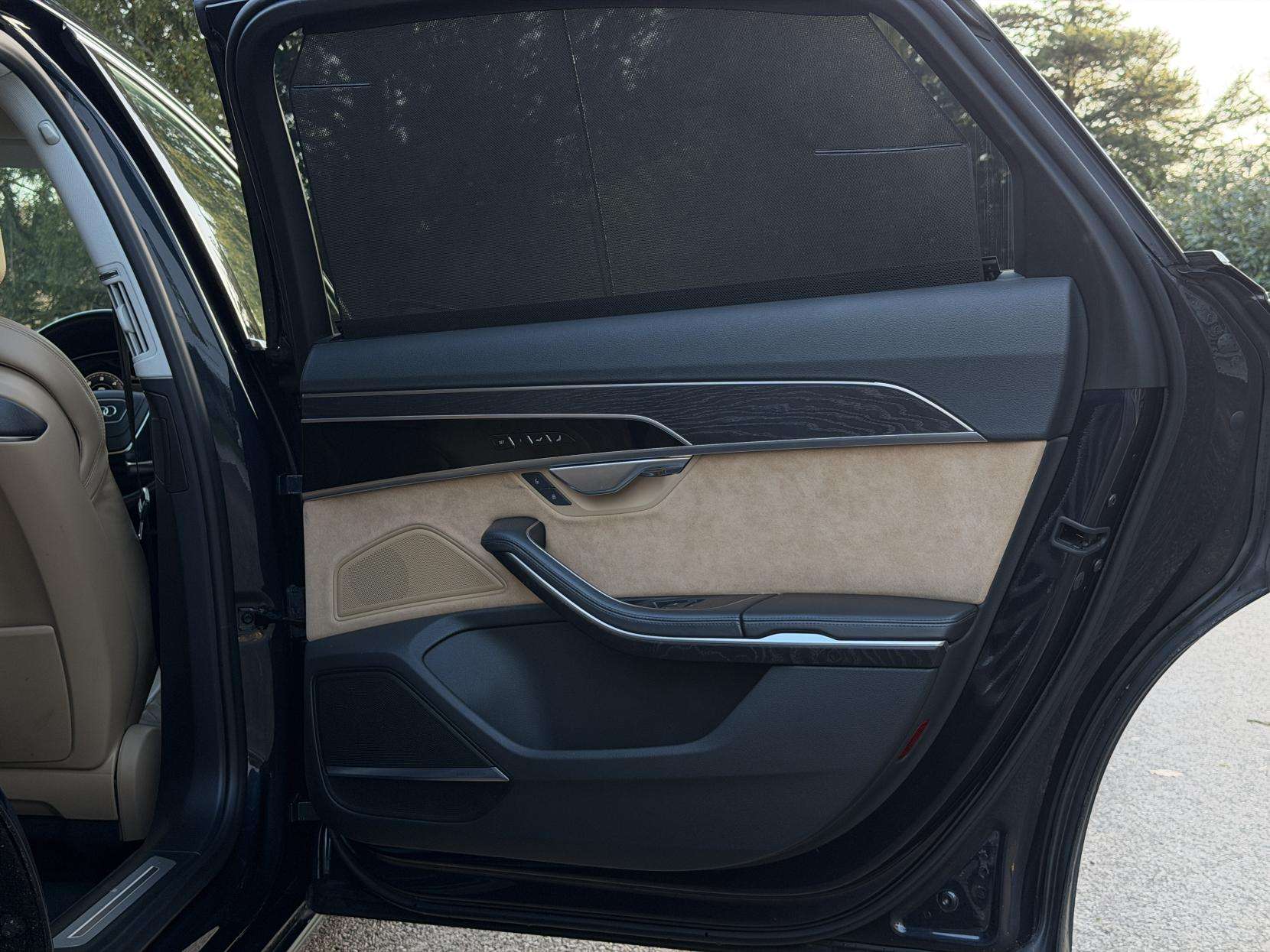 2018 AUDI A8 2018 AUDI A8