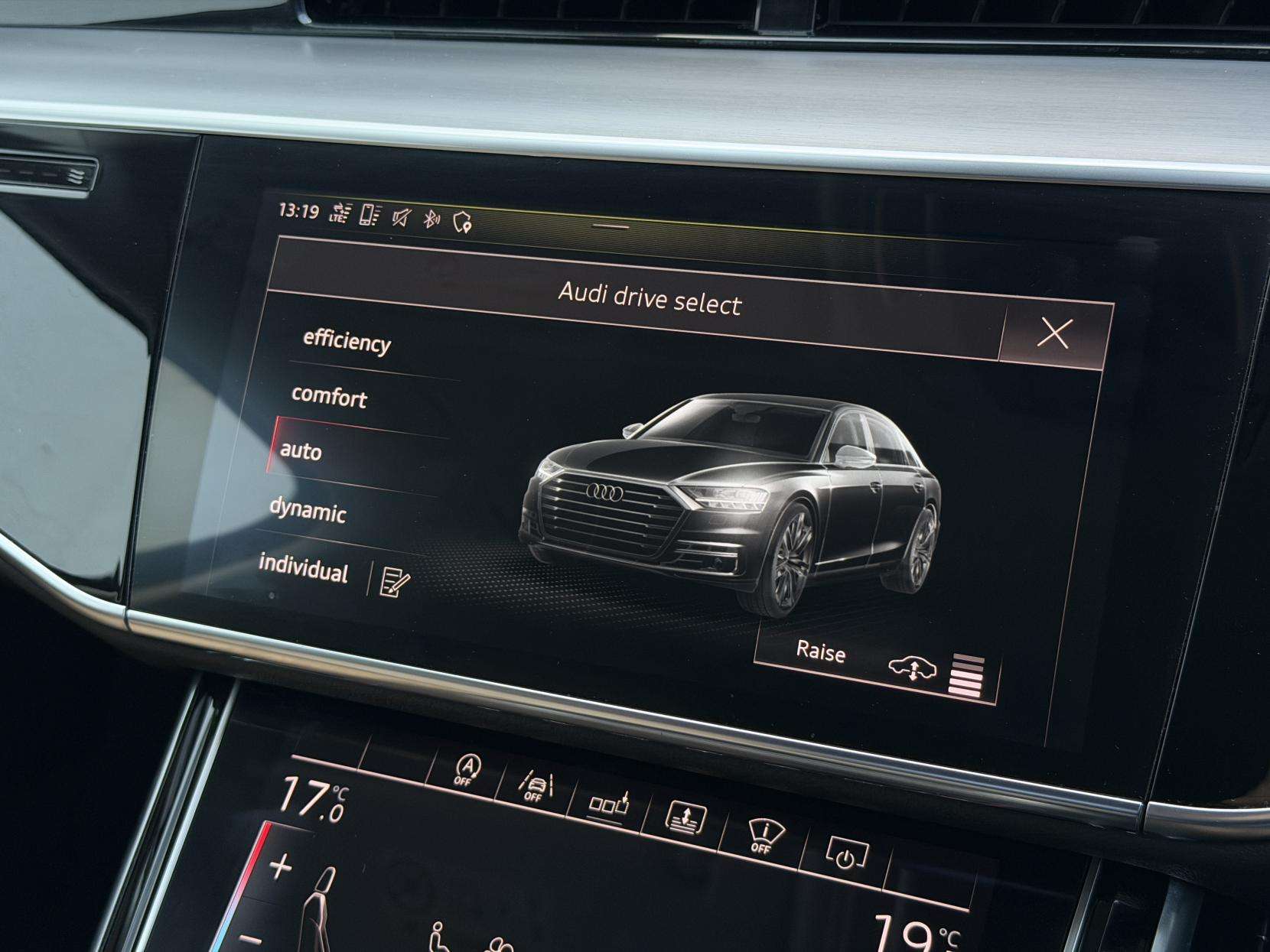 2018 AUDI A8 2018 AUDI A8