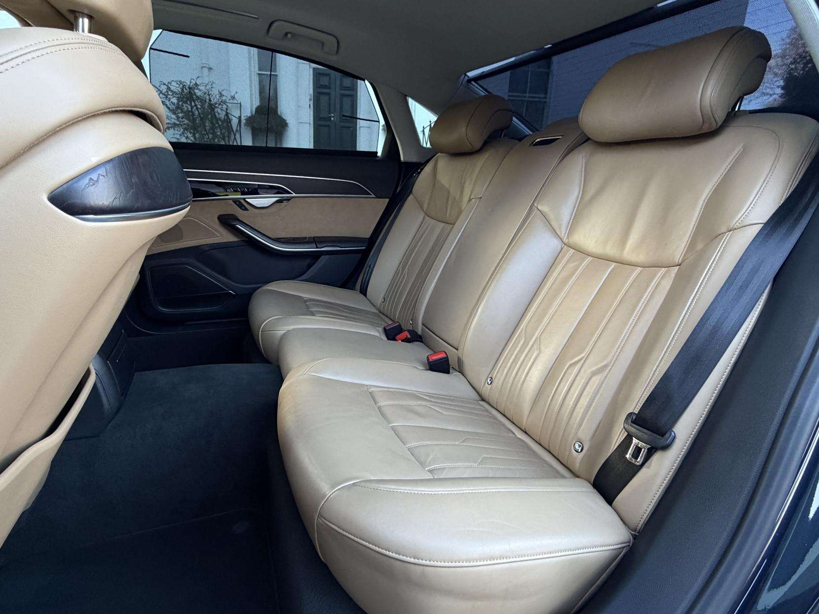 2018 AUDI A8 2018 AUDI A8