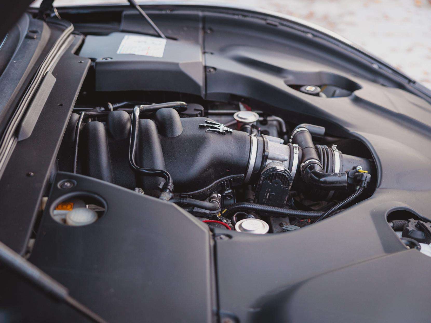 2011 MASERATI GRANCABRIO 2011 MASERATI GRANCABRIO