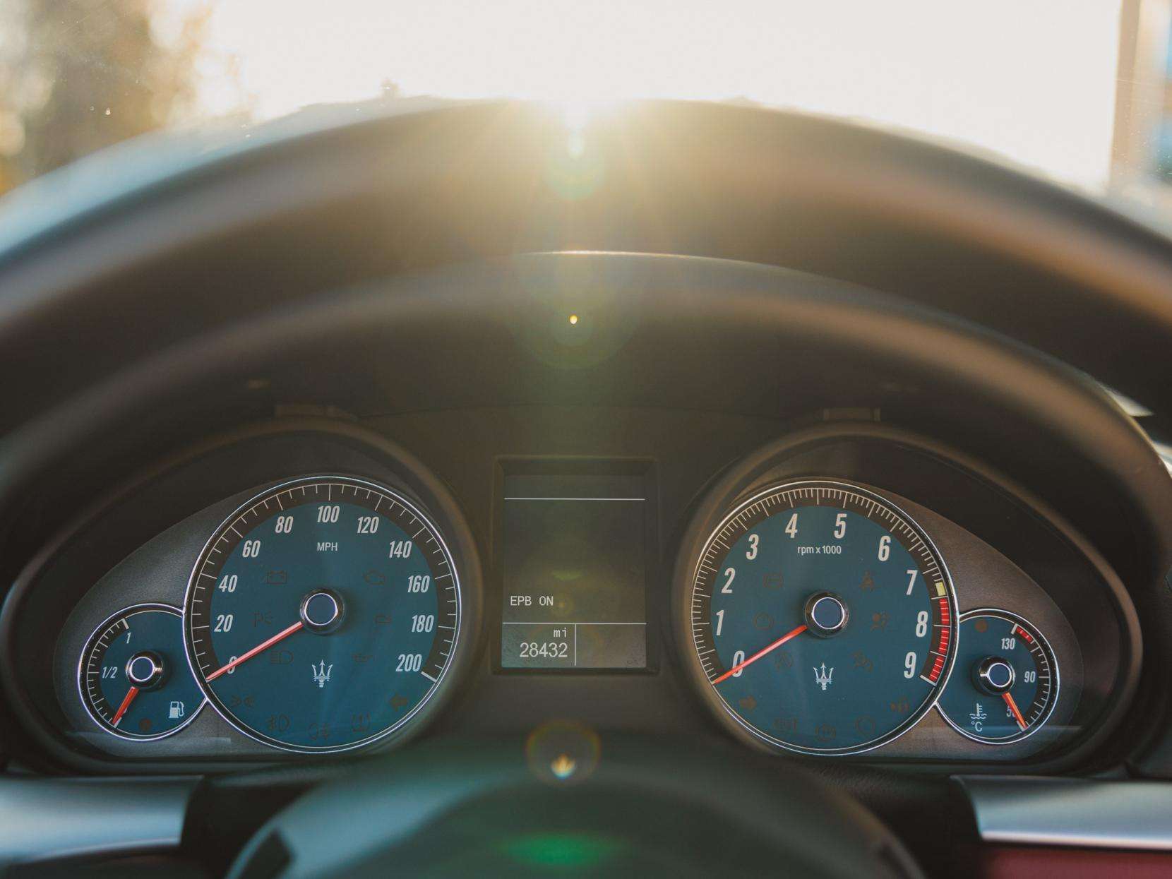 2011 MASERATI GRANCABRIO 2011 MASERATI GRANCABRIO