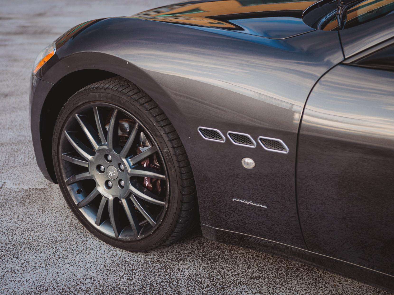 2011 MASERATI GRANCABRIO 2011 MASERATI GRANCABRIO