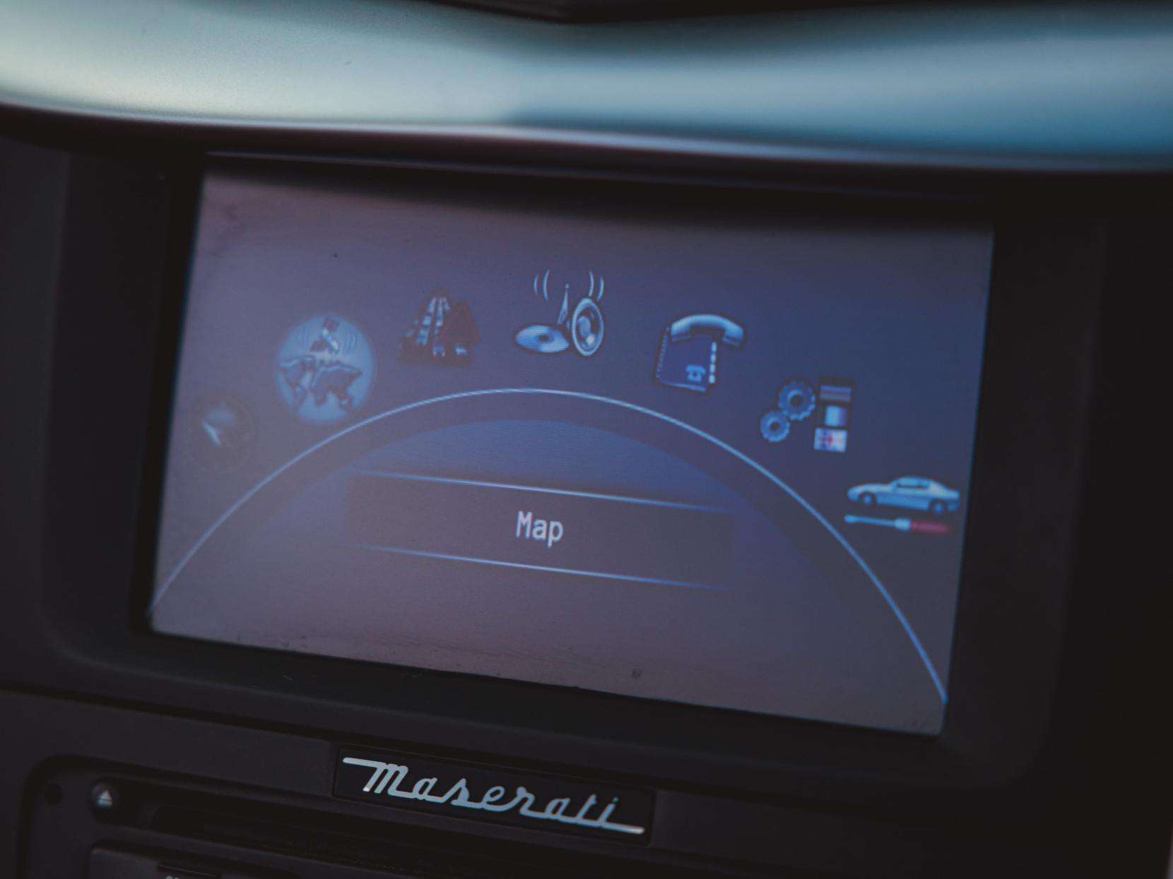 2011 MASERATI GRANCABRIO 2011 MASERATI GRANCABRIO