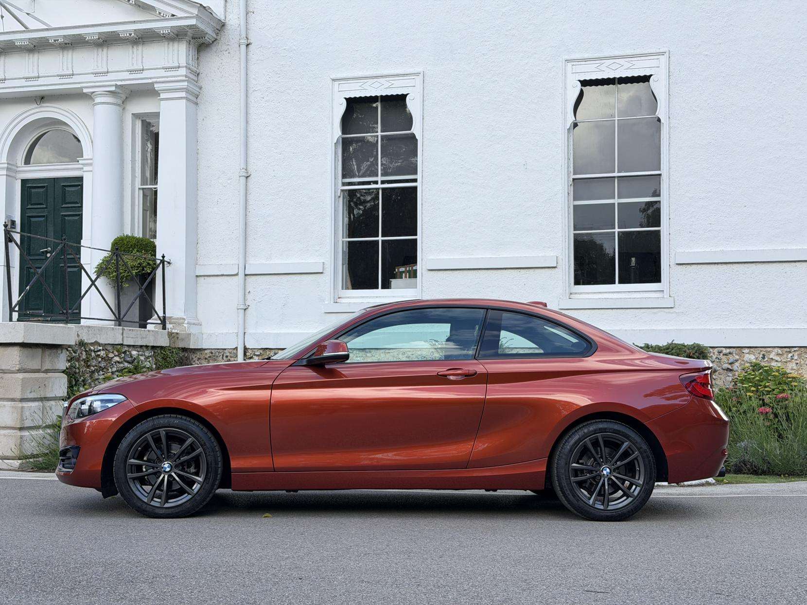 A 2021 BMW 2 SERIES 2.0 218i Sport Coupe 2dr Petrol Auto Euro 6 (s/s) (136 ps) A 2021 BMW 2 SERIES 2.0 218i Sport Coupe 2dr Petrol Auto Euro 6 (s/s) (136 ps)