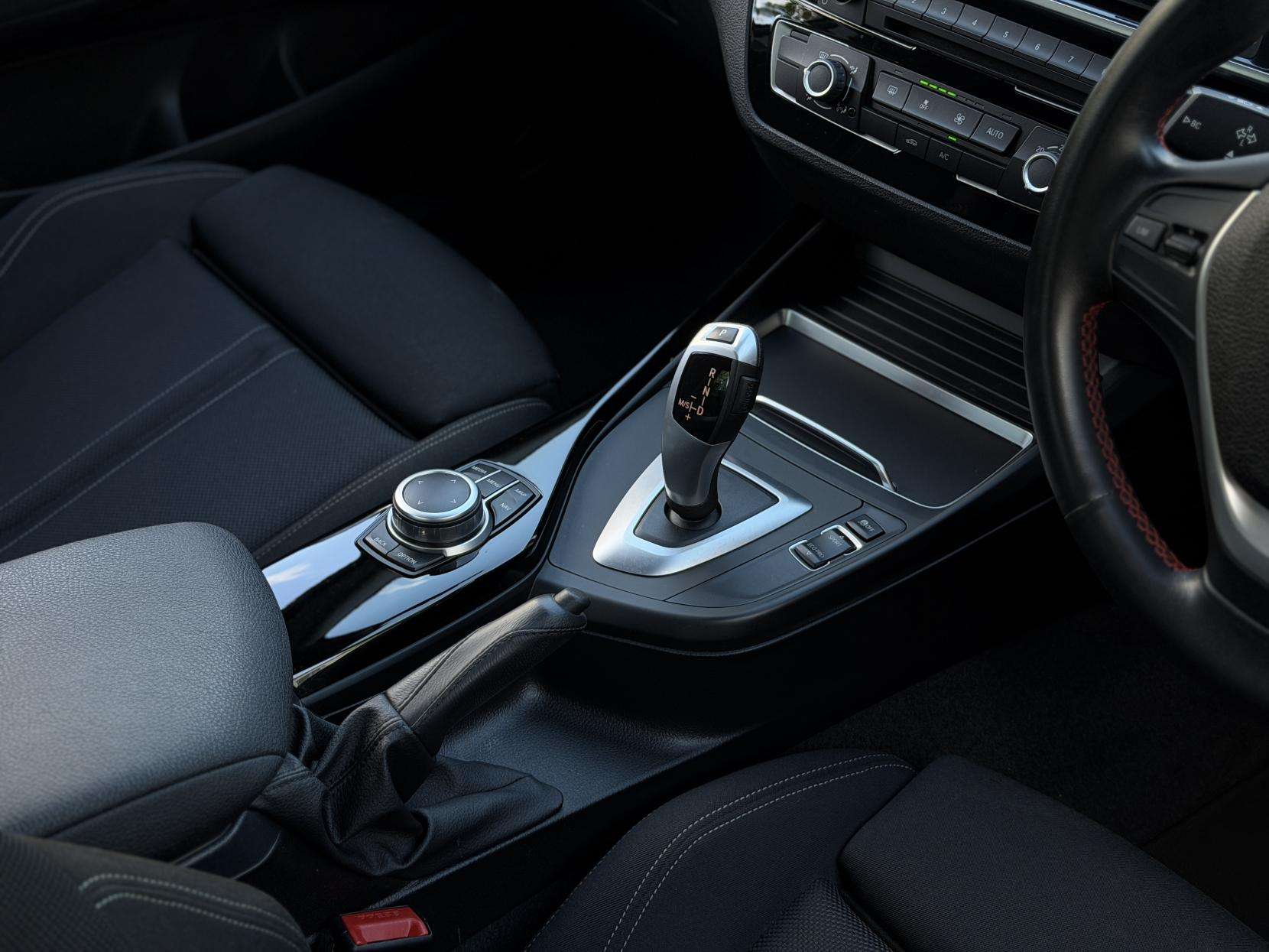 2021 BMW 2 SERIES 2021 BMW 2 SERIES