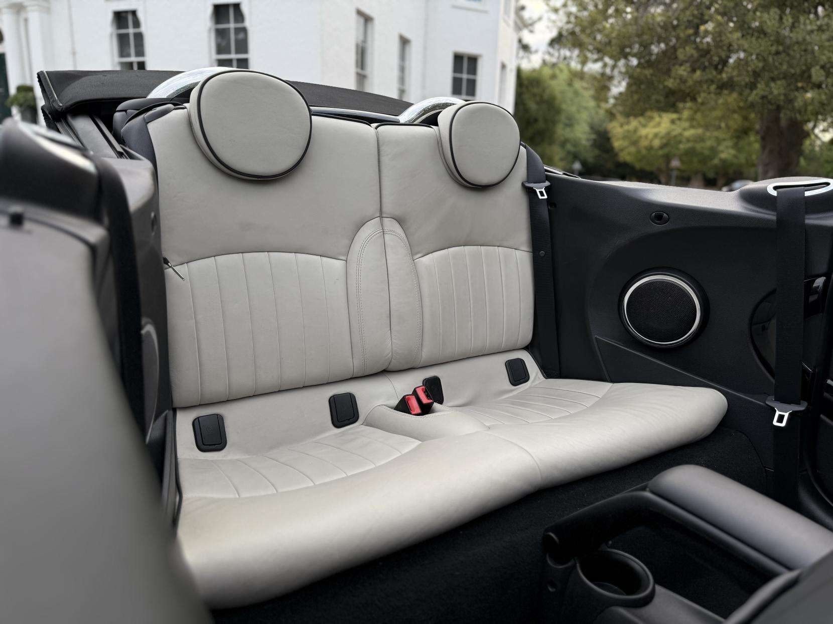 2012 MINI CONVERTIBLE 2012 MINI CONVERTIBLE