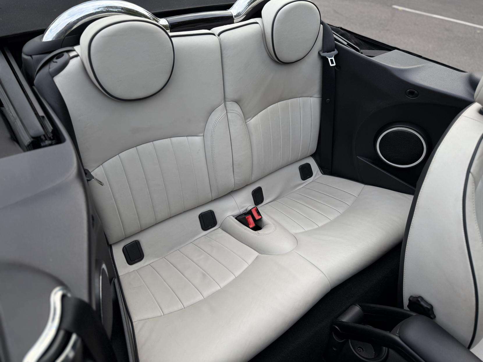 2012 MINI CONVERTIBLE 2012 MINI CONVERTIBLE