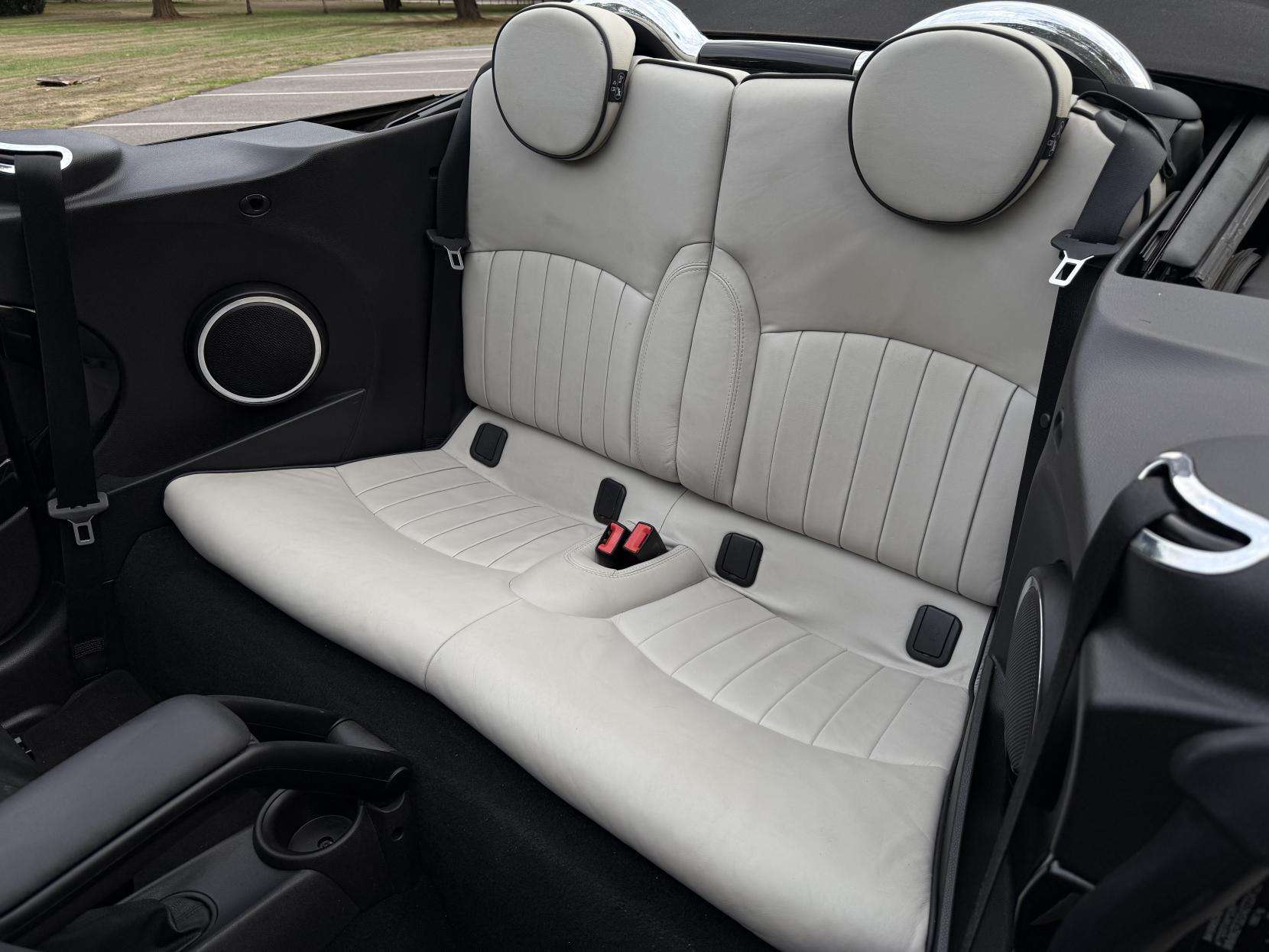 2012 MINI CONVERTIBLE 2012 MINI CONVERTIBLE