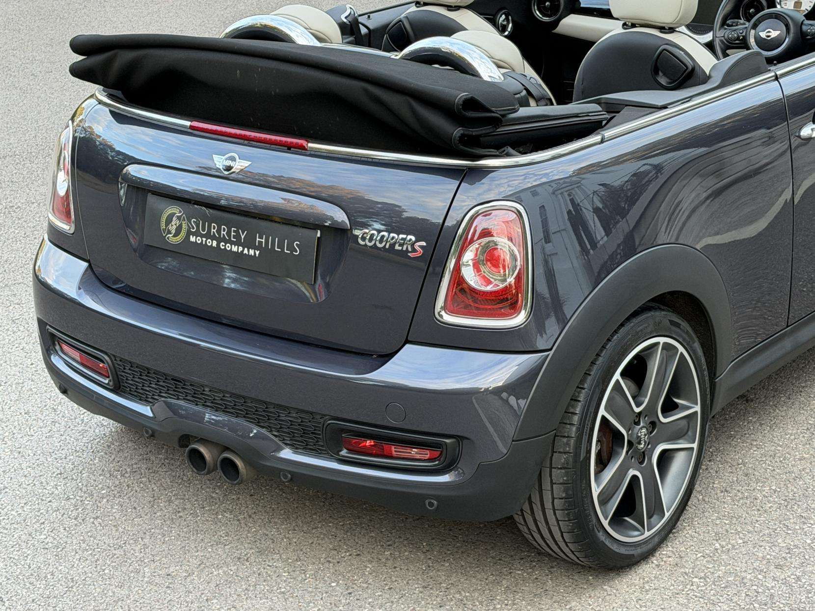 2012 MINI CONVERTIBLE 2012 MINI CONVERTIBLE