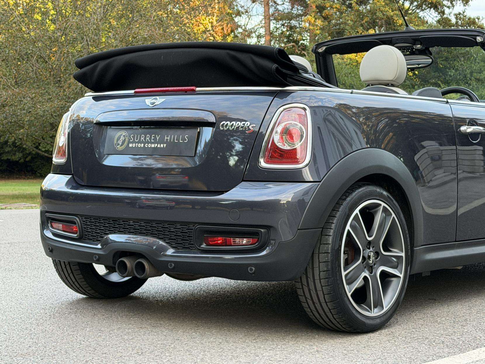 2012 MINI CONVERTIBLE 2012 MINI CONVERTIBLE