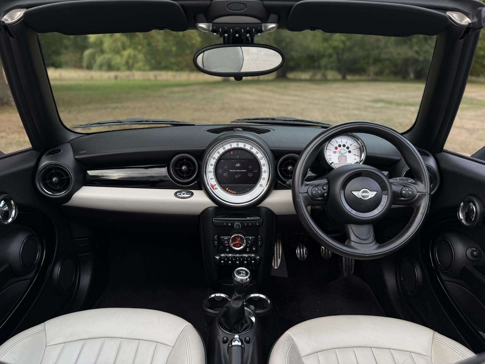 2012 MINI CONVERTIBLE 2012 MINI CONVERTIBLE