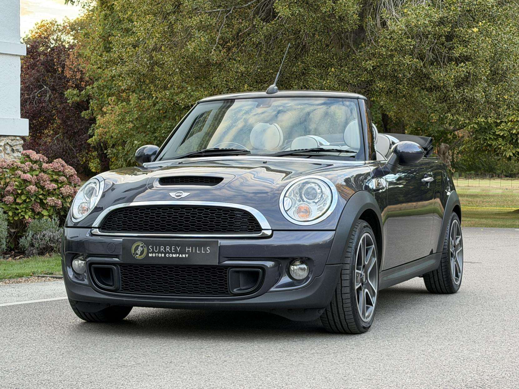 A 2012 MINI CONVERTIBLE 1.6 Cooper S Convertible 2dr Petrol Manual Euro 5 (s/s) (184 ps) A 2012 MINI CONVERTIBLE 1.6 Cooper S Convertible 2dr Petrol Manual Euro 5 (s/s) (184 ps)