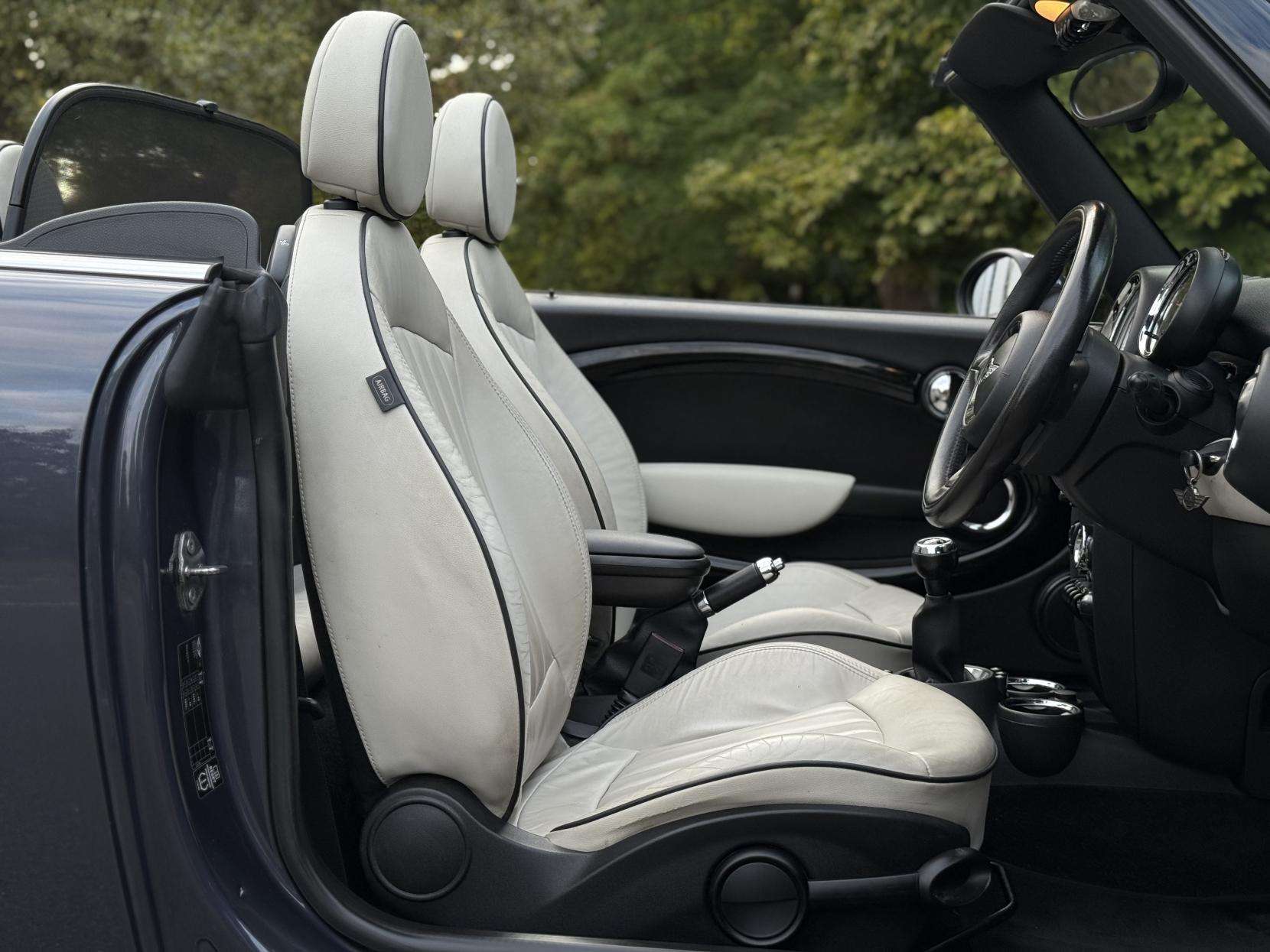 2012 MINI CONVERTIBLE 2012 MINI CONVERTIBLE
