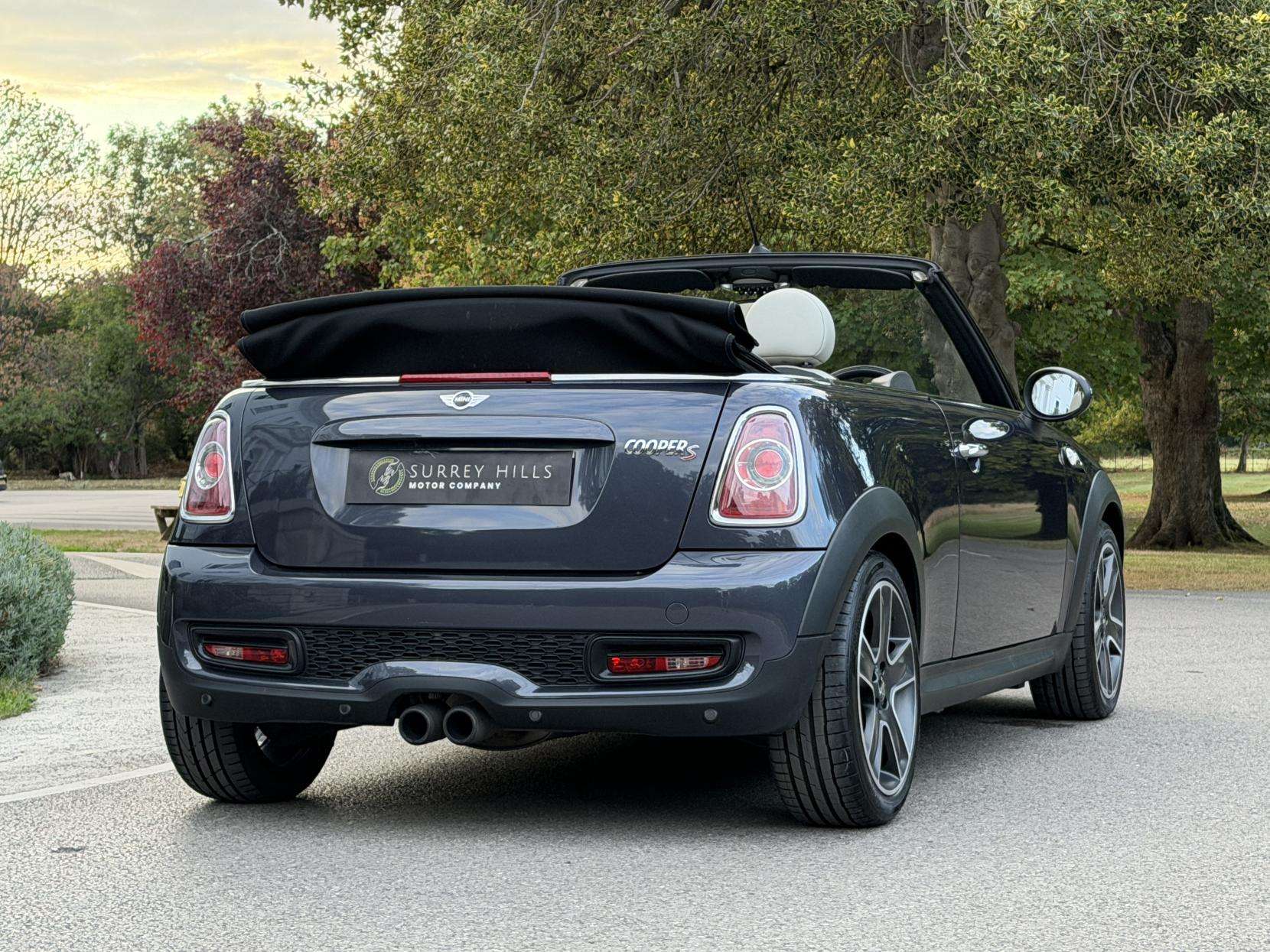 2012 MINI CONVERTIBLE 2012 MINI CONVERTIBLE