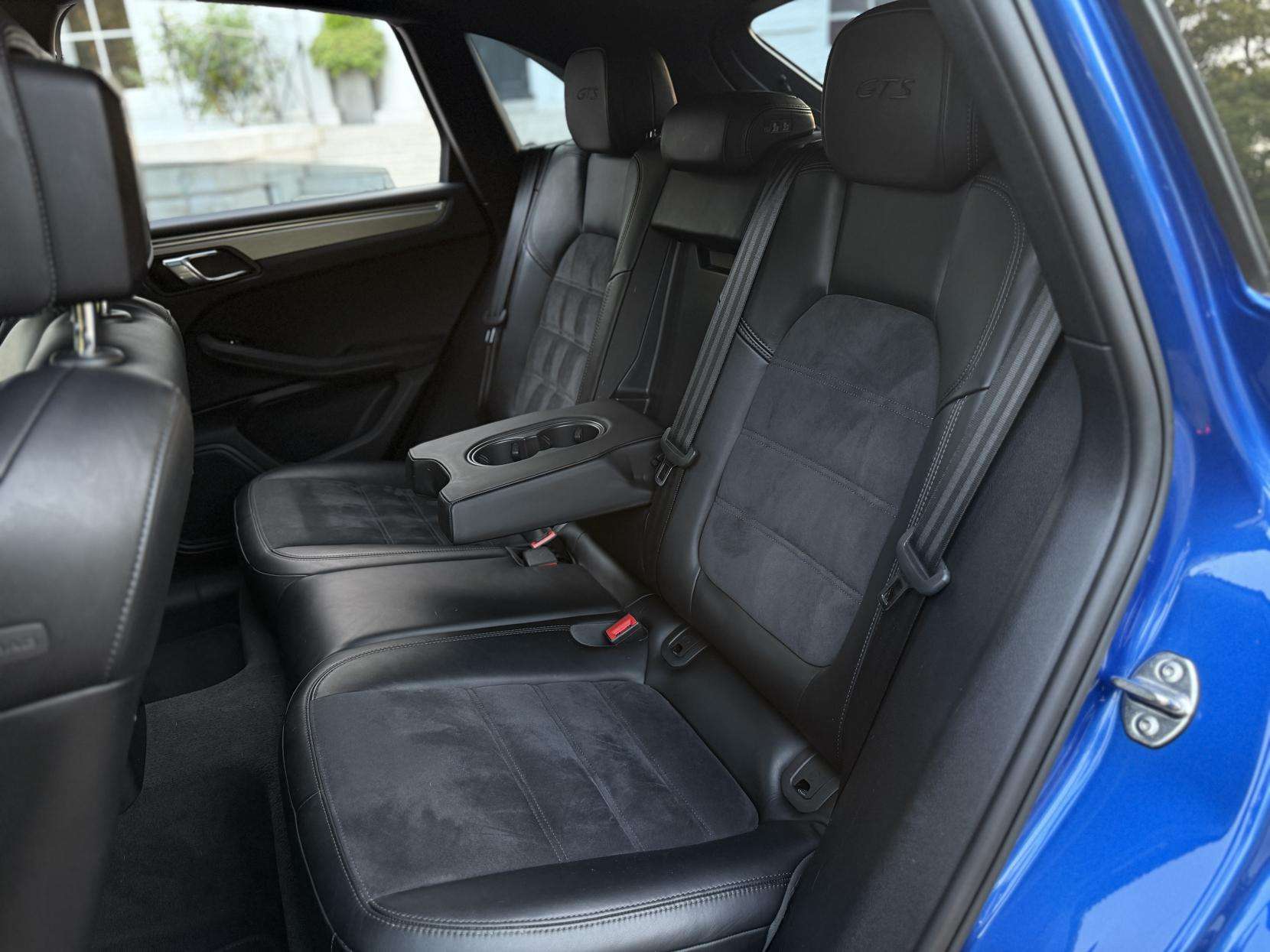 2017 PORSCHE MACAN 2017 PORSCHE MACAN