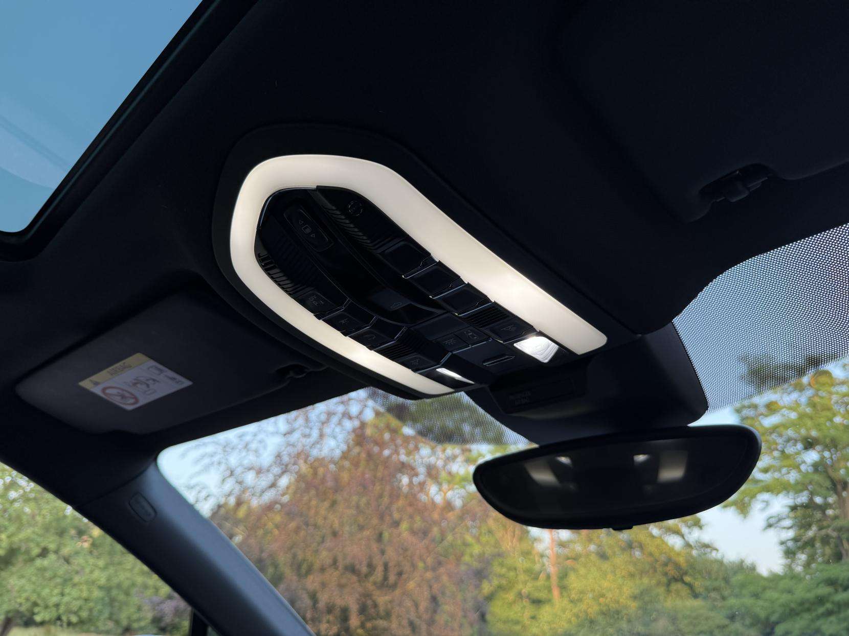 2017 PORSCHE MACAN 2017 PORSCHE MACAN
