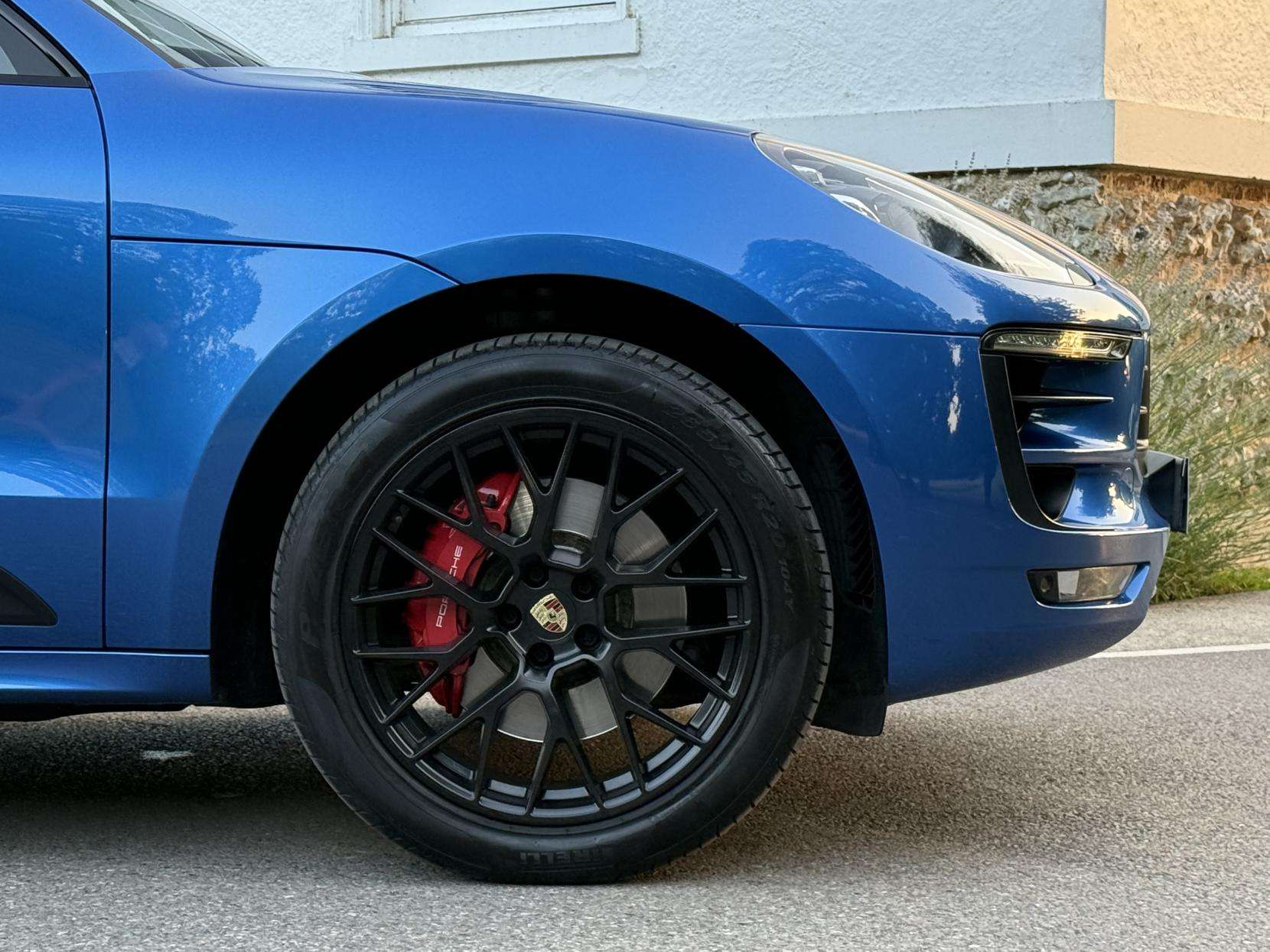 2017 PORSCHE MACAN 2017 PORSCHE MACAN