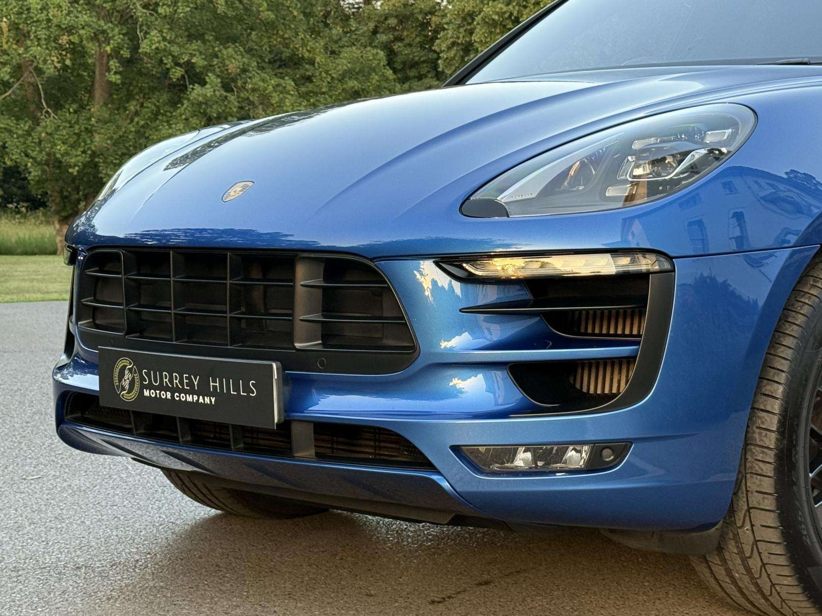 2017 PORSCHE MACAN 2017 PORSCHE MACAN