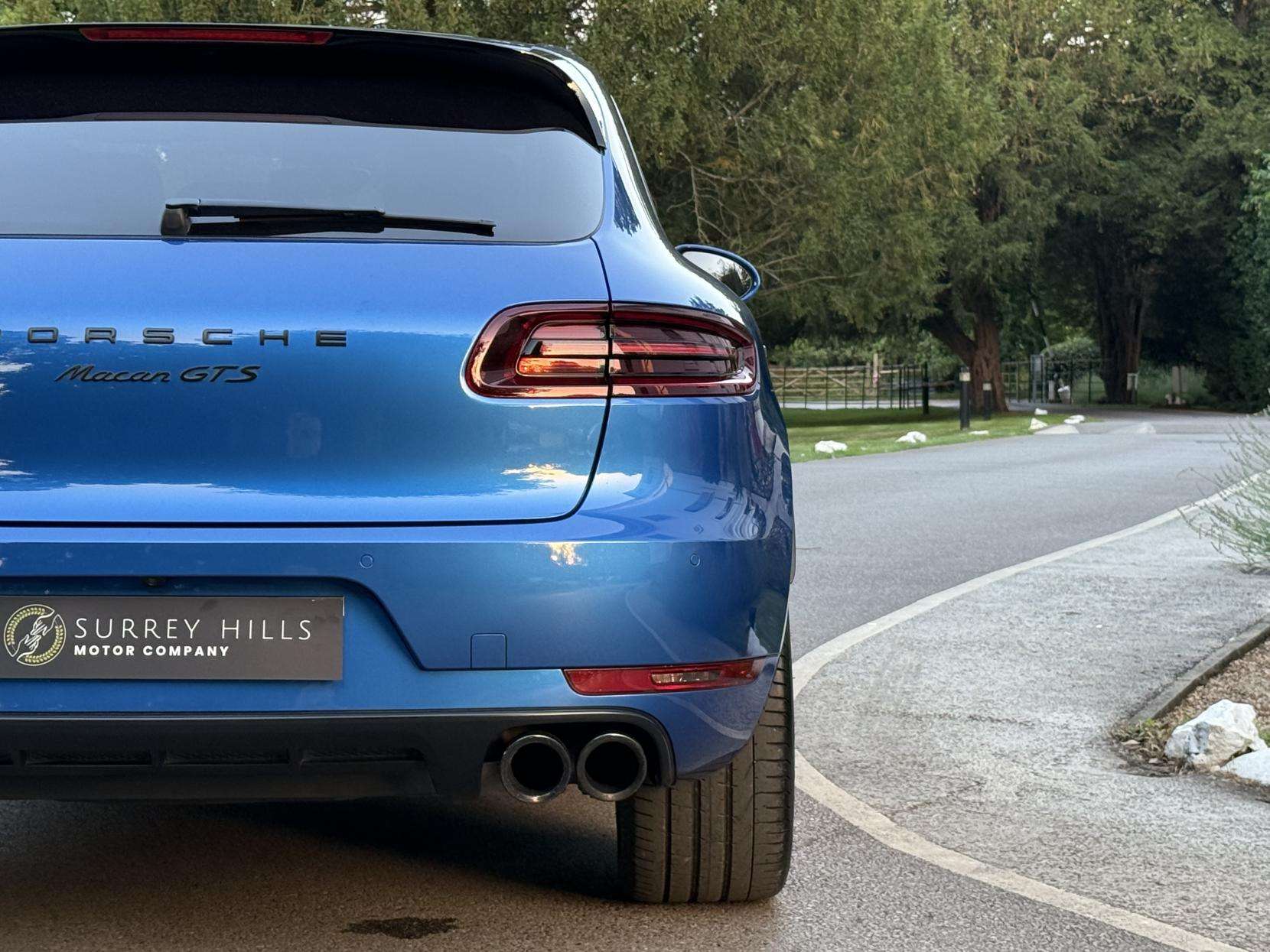 2017 PORSCHE MACAN 2017 PORSCHE MACAN
