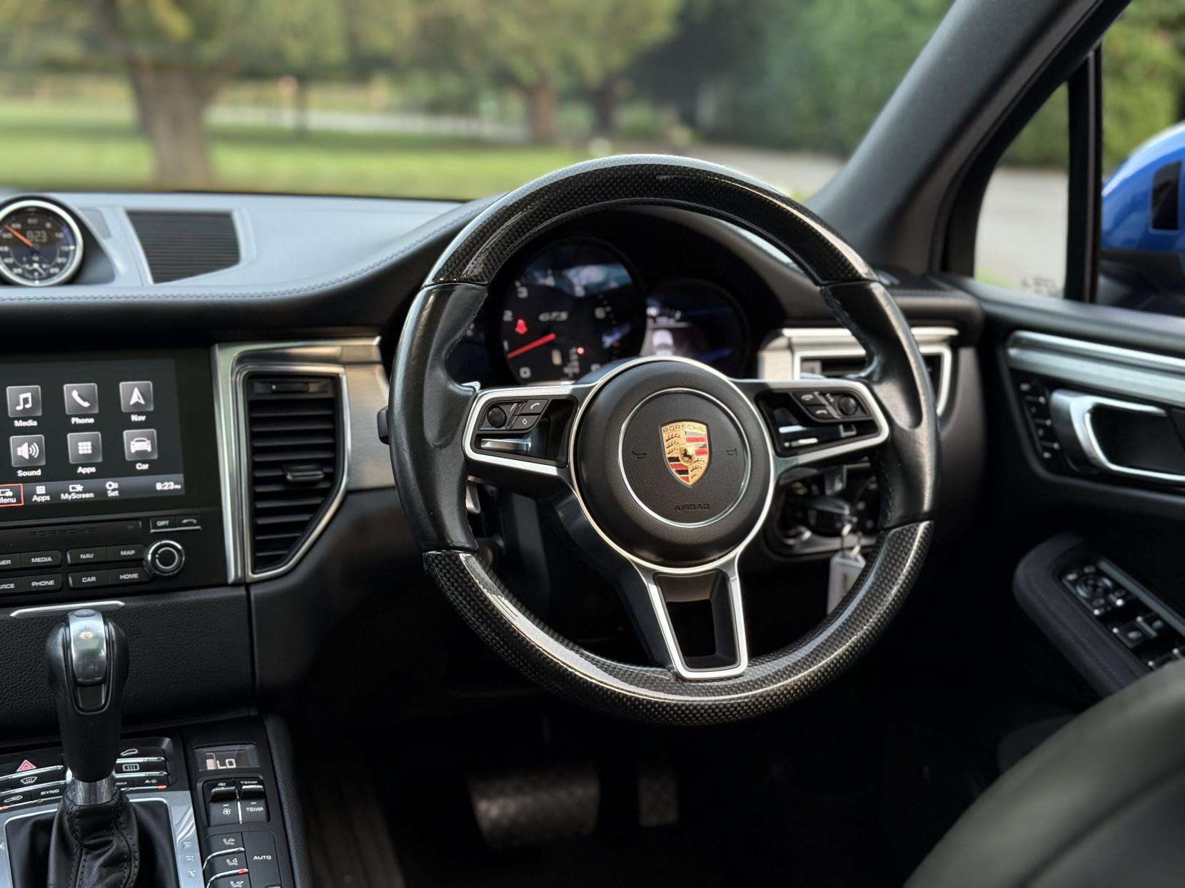 2017 PORSCHE MACAN 2017 PORSCHE MACAN