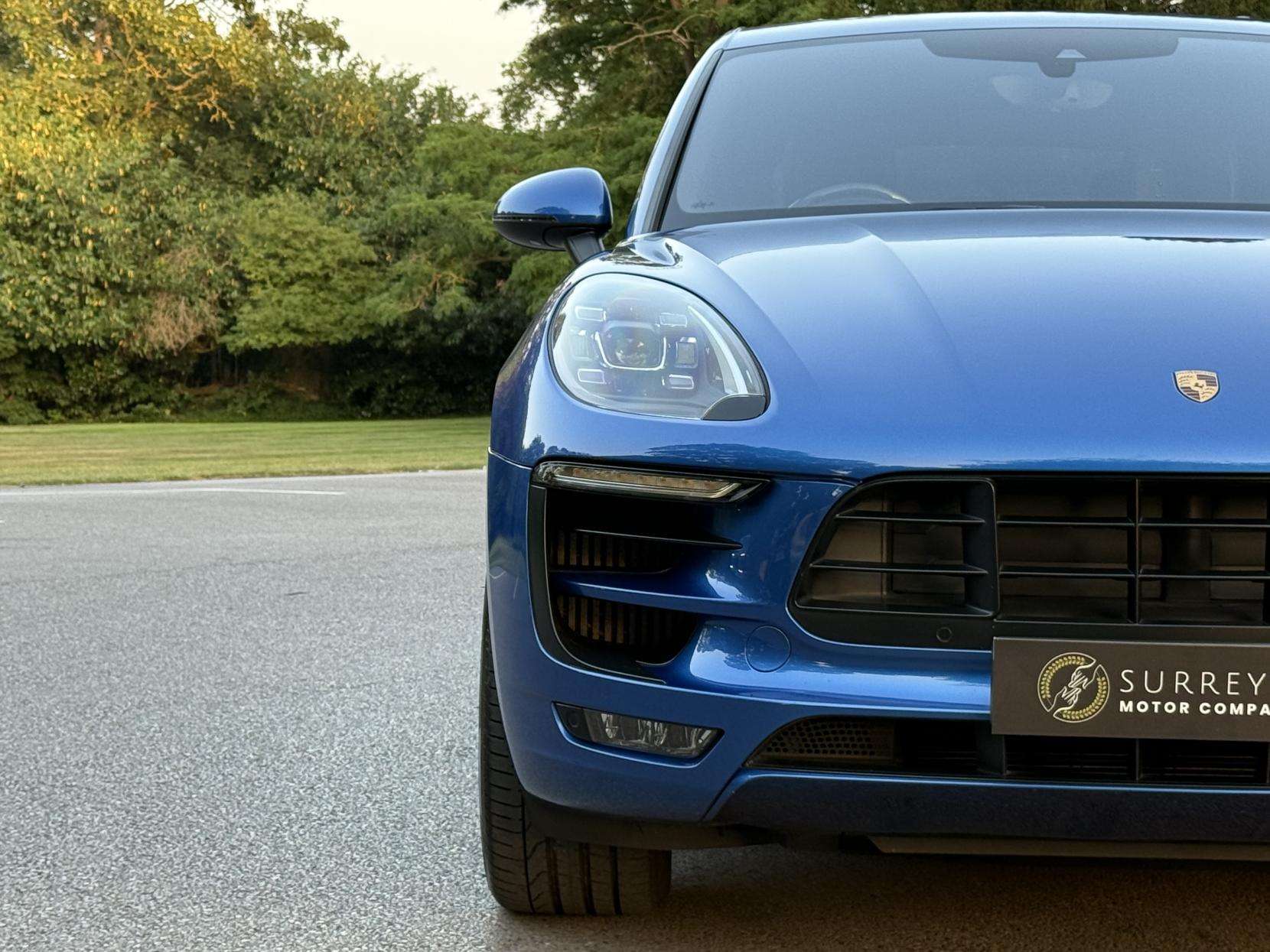 2017 PORSCHE MACAN 2017 PORSCHE MACAN