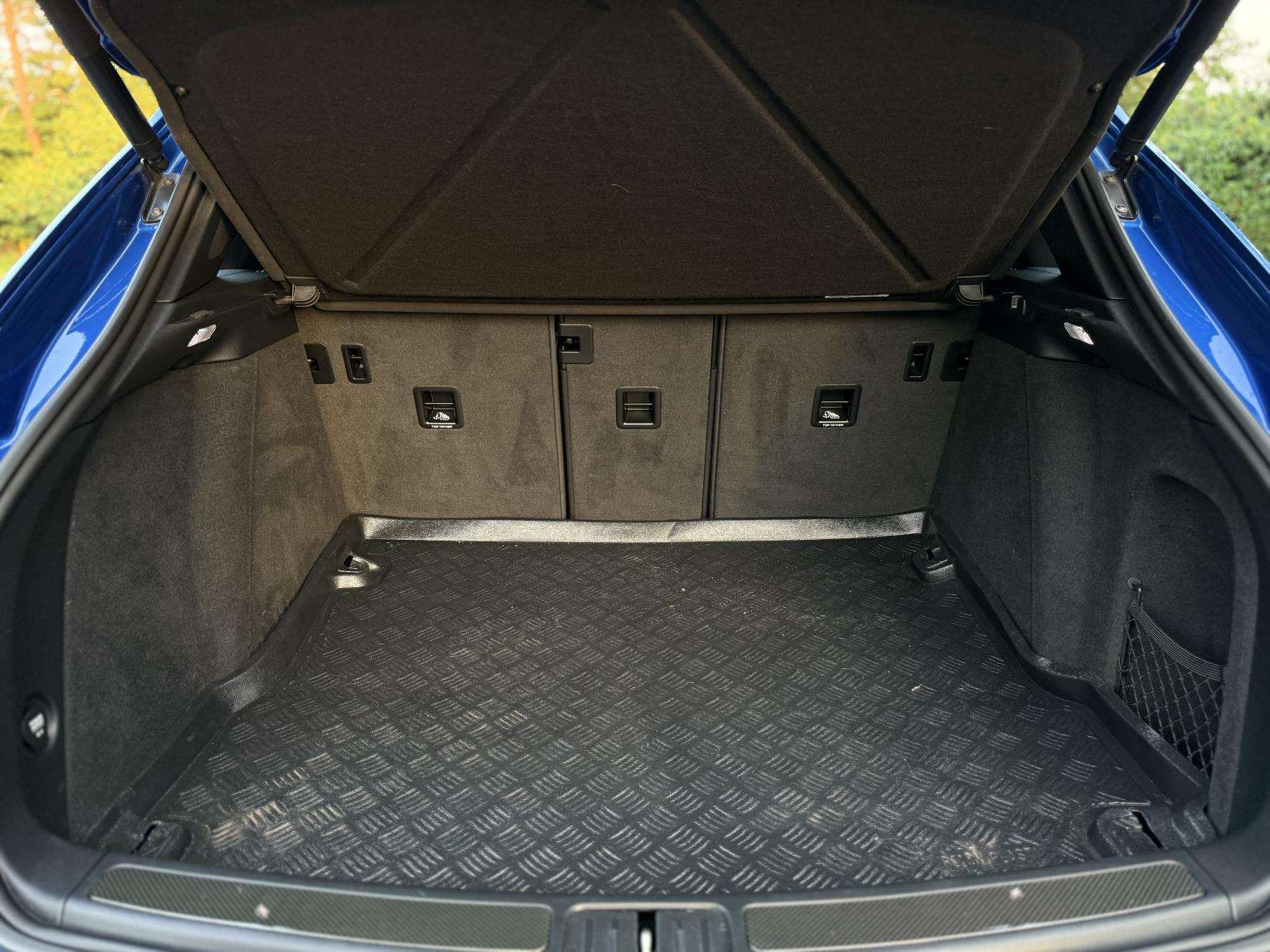 2017 PORSCHE MACAN 2017 PORSCHE MACAN