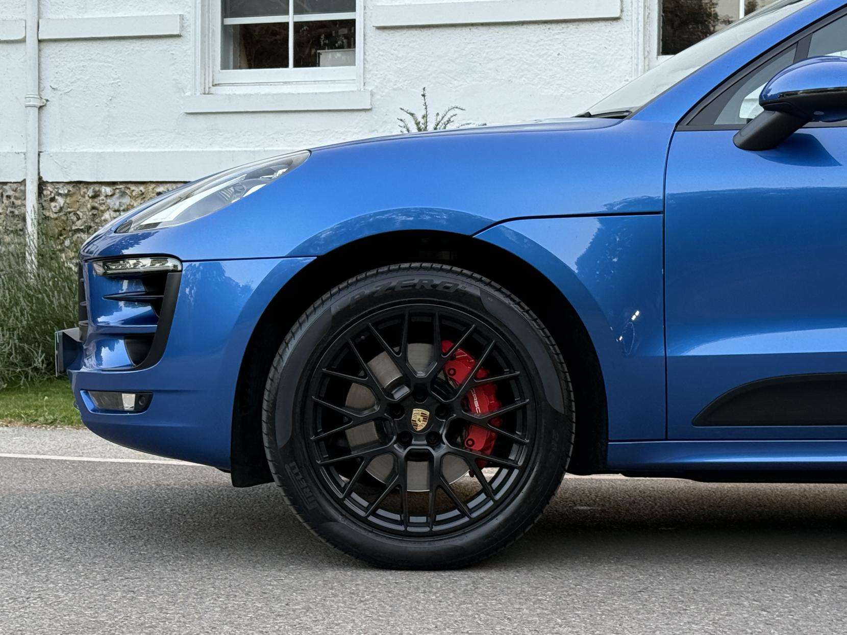 2017 PORSCHE MACAN 2017 PORSCHE MACAN