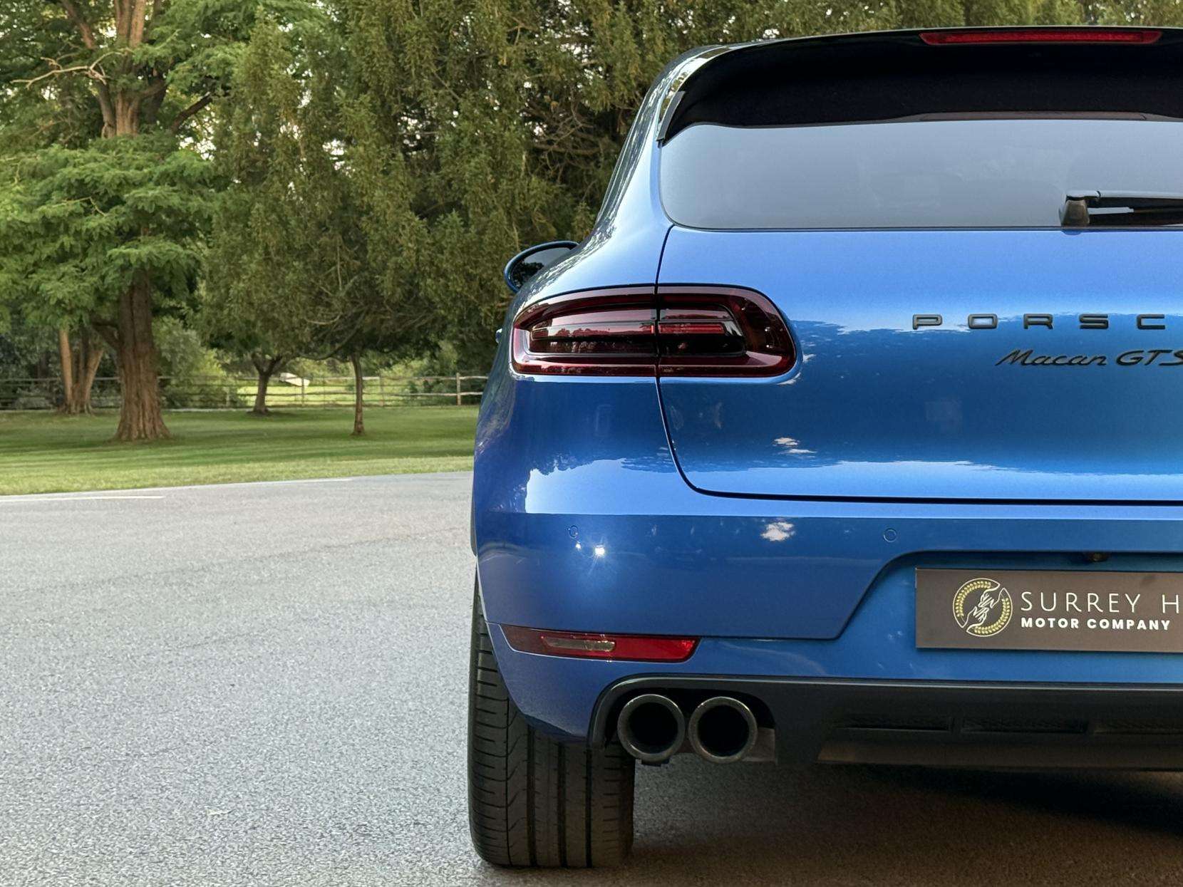 2017 PORSCHE MACAN 2017 PORSCHE MACAN