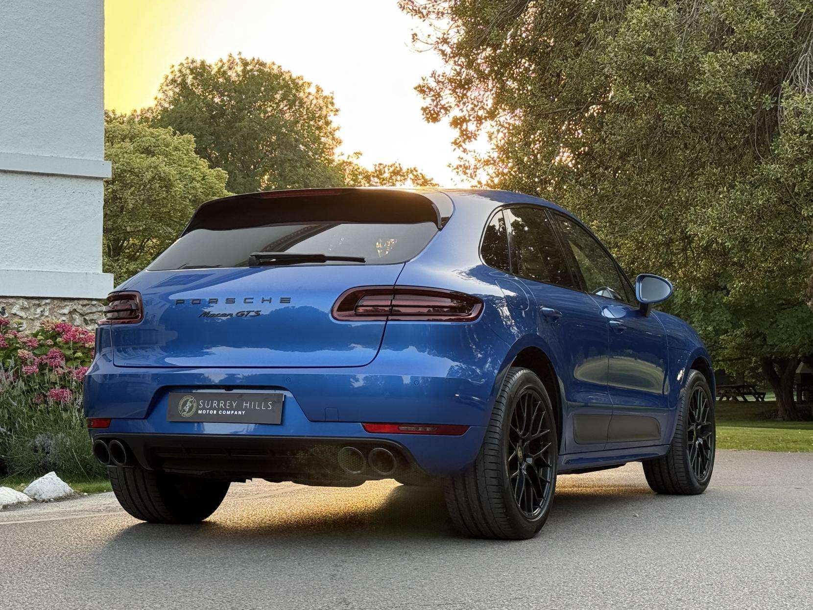 2017 PORSCHE MACAN 2017 PORSCHE MACAN