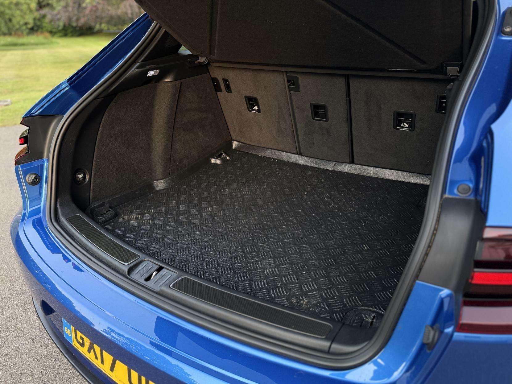 2017 PORSCHE MACAN 2017 PORSCHE MACAN