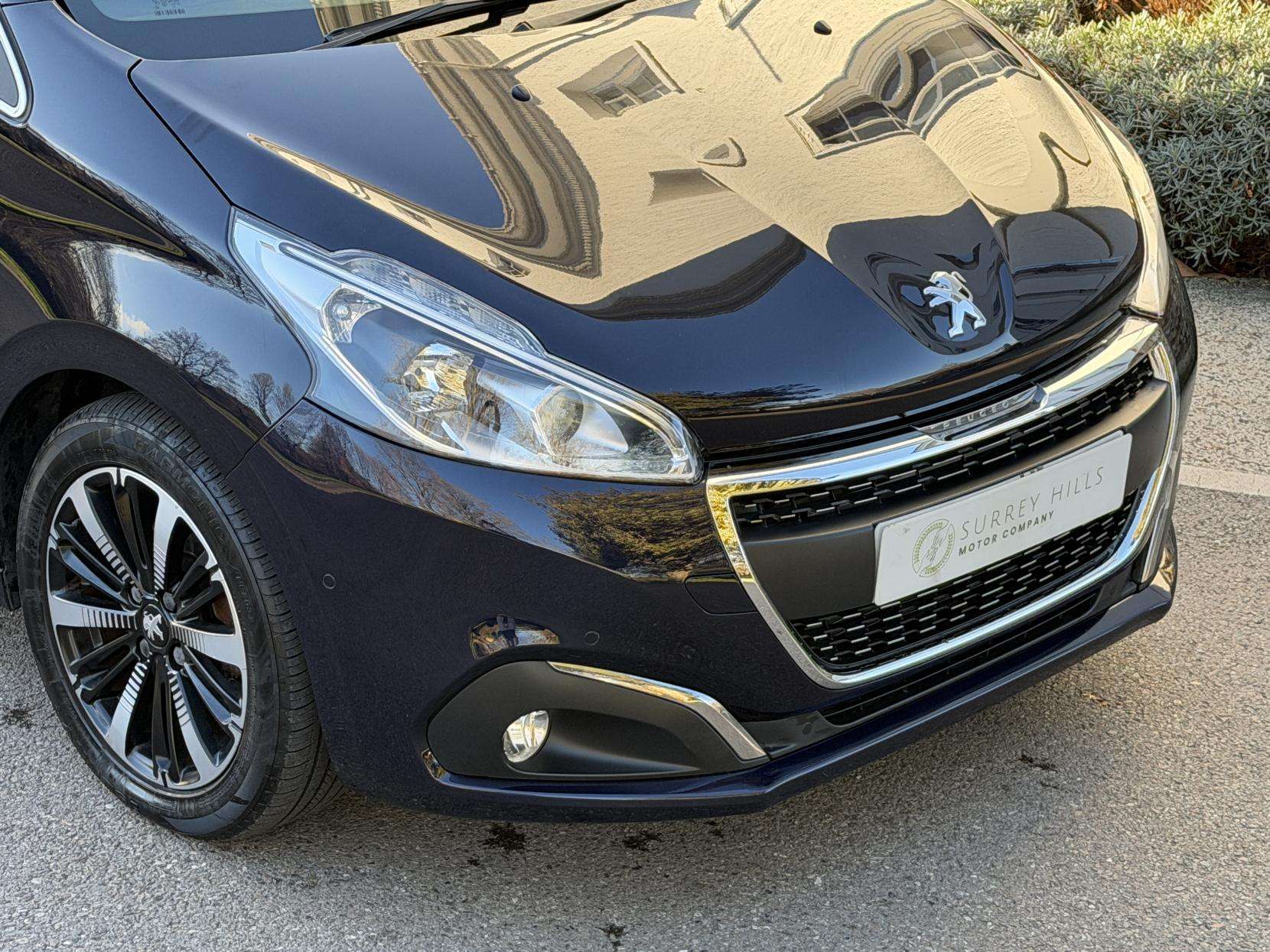 2019 PEUGEOT 208 2019 PEUGEOT 208