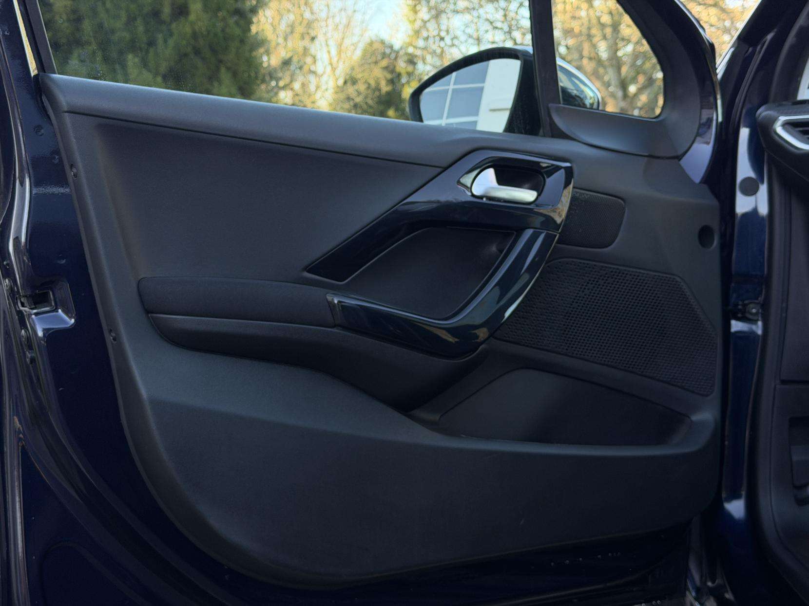 2019 PEUGEOT 208 2019 PEUGEOT 208