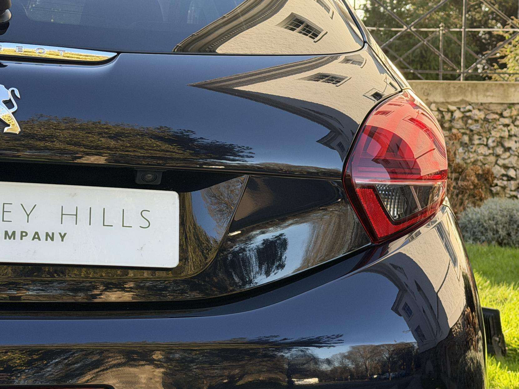 2019 PEUGEOT 208 2019 PEUGEOT 208