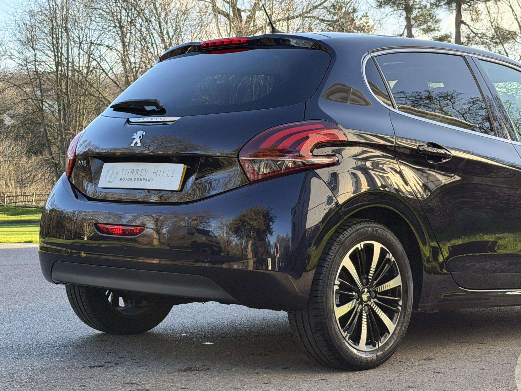 2019 PEUGEOT 208 2019 PEUGEOT 208