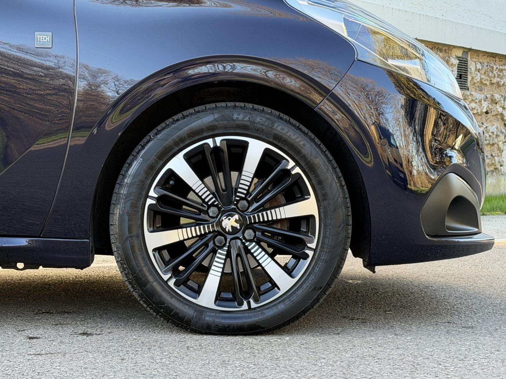 2019 PEUGEOT 208 2019 PEUGEOT 208