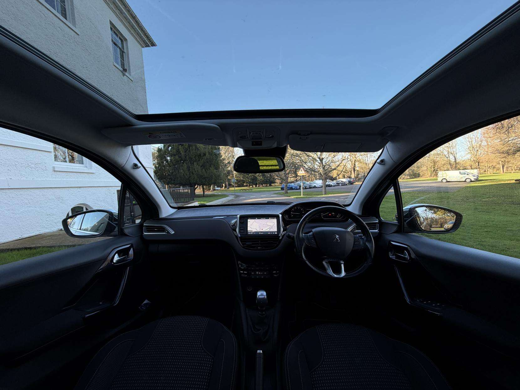 2019 PEUGEOT 208 2019 PEUGEOT 208